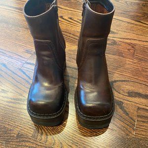 Vintage 90s Leather - DARK BROWN - Chunky Platform (Steve Madden) - Size 5.5